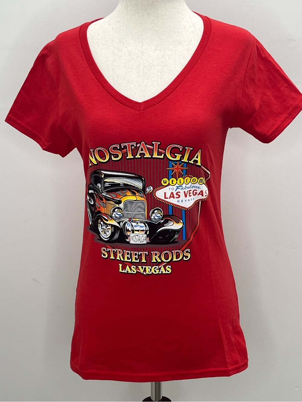 Gildan Women’s Nostalgia Street Rods Las Vegas Graphic V-Neck T-Shirt Small